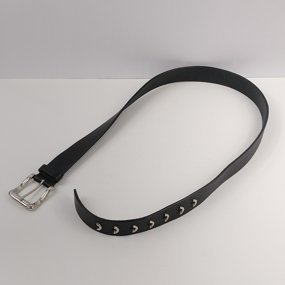 Black Leather Belt With Metal Accents - Picture 4 of 11